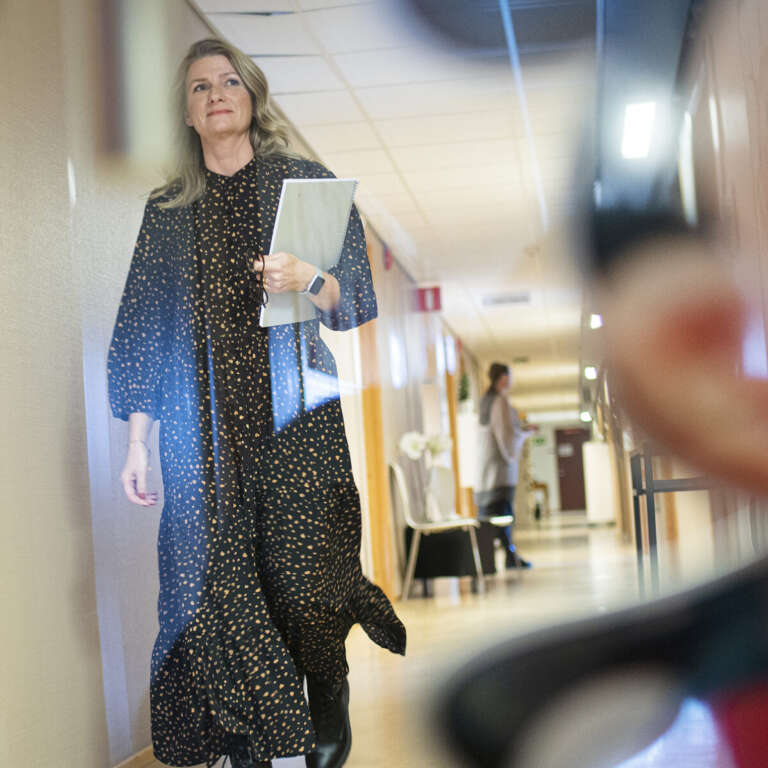 Sara Gavelin, kurator på Enheten mot Våld i nära relationer i Trollhättan.